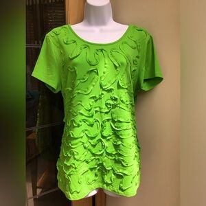 Isaac Mizrahi ladies short sleeve top. EUC.